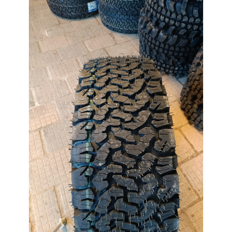 Offroad pneu 215 65 16 BF